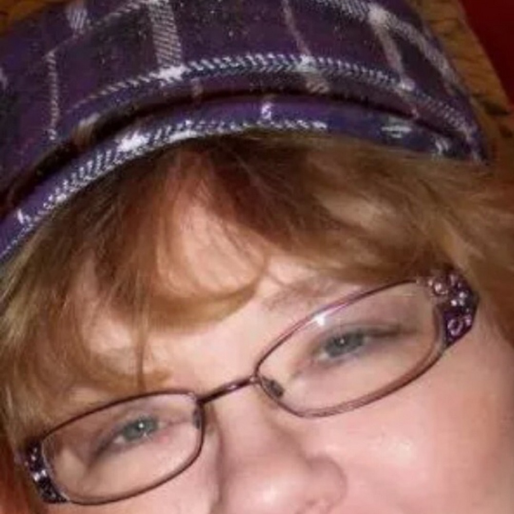 Meet your Posher, Cyndi